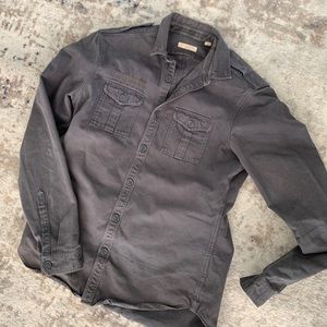 Burberry men’s M shirt stone grey with pockets